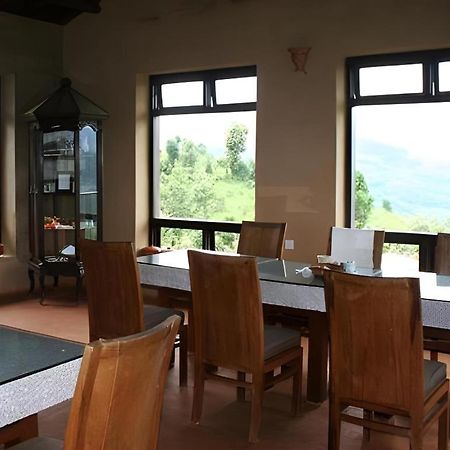 Hananoie - A Permaculture Resort ポカラ エクステリア 写真